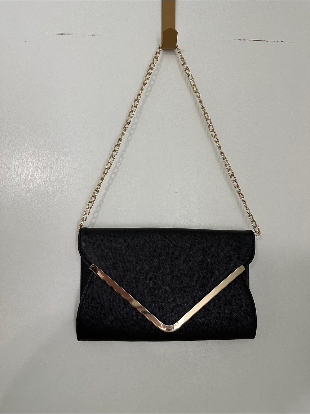 Black Envelope Chain Shoulder Bag with Gold Accent